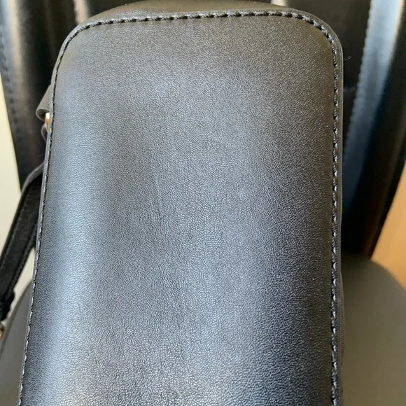 Guess Backpack | Authentic | Used - Picture 5 of 6